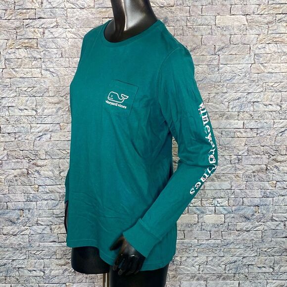 Vineyard Vines Long-Sleeve Candy Cane Whale Pocket Tee Women's Size Medium - Picture 2 of 6